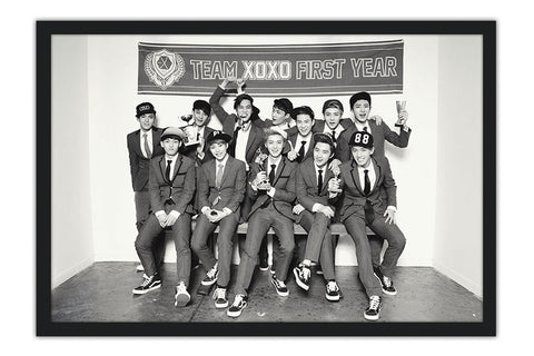Poster Team Xoxo First Year - K-Pop