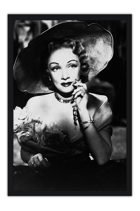 Poster Marlene Drietrich - Artistas - Retrô - Antigo