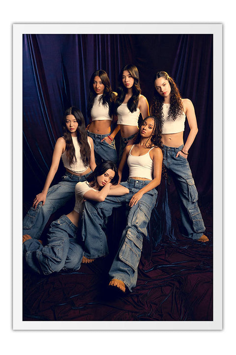 Poster KATSEYE - K-Pop - Artistas Pop - Moldura branca