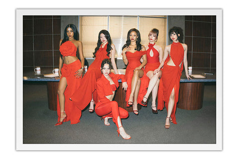 Poster KATSEYE - K-Pop - Artistas Pop - Moldura branca