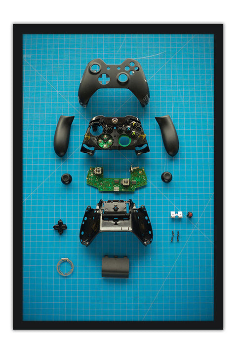 Poster Joystick na Mesa de Projetos Video Game - Controle - Games