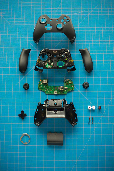 Poster Joystick na Mesa de Projetos Video Game - Controle - Games