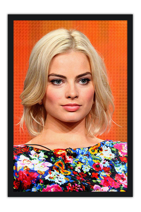 Poster Margot Robbie - Atriz