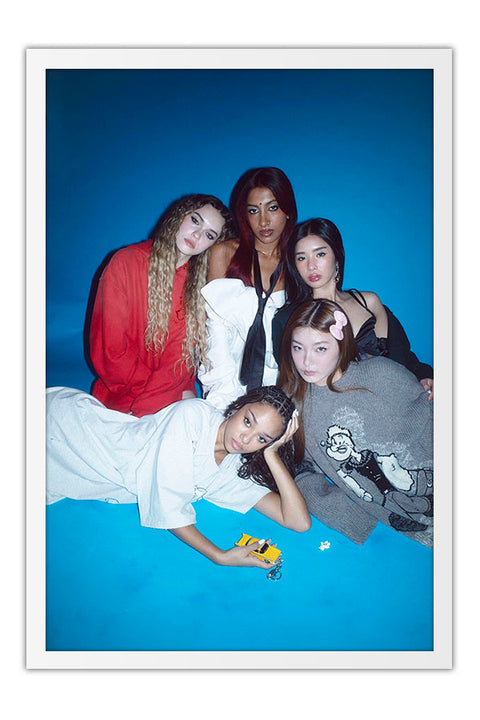 Poster KATSEYE - K-Pop - Artistas Pop - Moldura branca