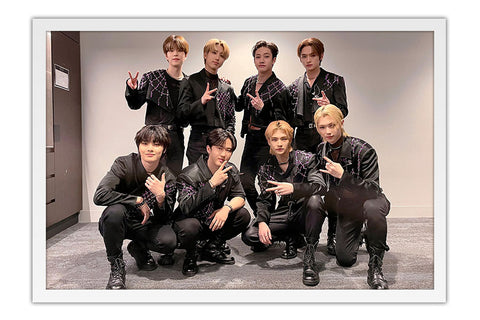 Poster Stray Kids - K-Pop - Artistas Pop - Moldura branca