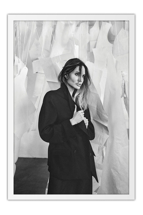 Poster Angelina Jolie - Atrizes - Moldura branca