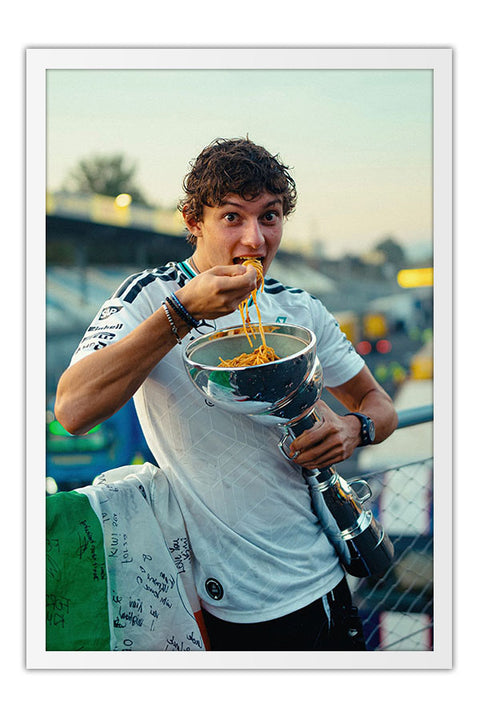 Poster Kimi Antonelli Mercedes - Fórmula 1 - Moldura branca