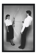 Poster Casal Arco e Flecha - Preto e Branco - Fotografias - Moldura preta