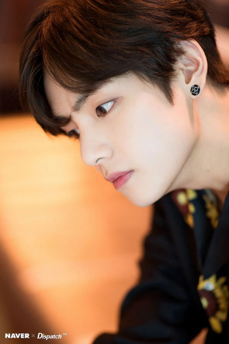 Poster V - Bts - Kim Tae Hyung - Cantor - K-pop