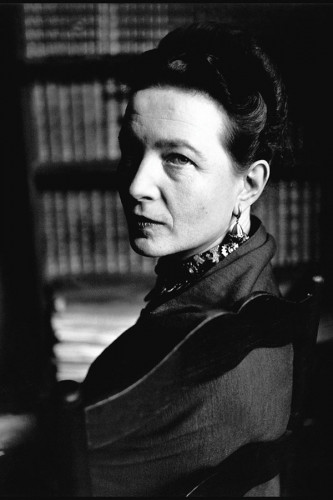 Poster Simone de Beauvoir - Figuras Historicas