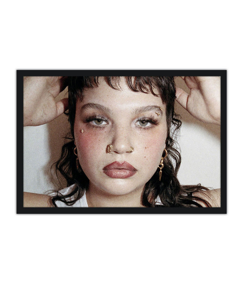 Poster Lola Young - Artistas Pop