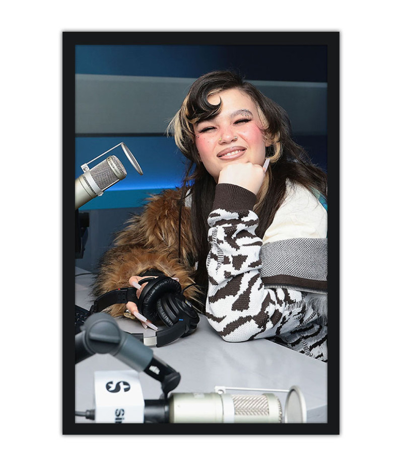 Poster Lola Young - Artistas Pop